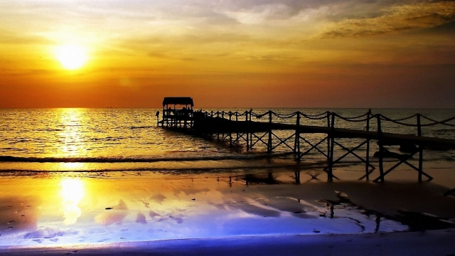 平博公司:乒乓球台内反手拉下旋球